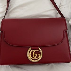 Lowest Price!! Brand New, red Gucci Purse